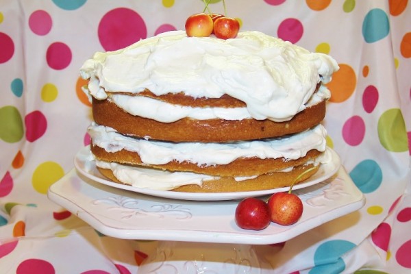 Banana Sour Cream Cake - Kellis Kitchen