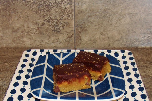Maple, Caramel Golden Sugar Blondies - Kellis Kitchen