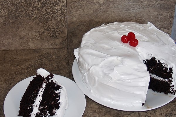 Devils Food Cake 7 Minute Icing - Kellis Kitchen