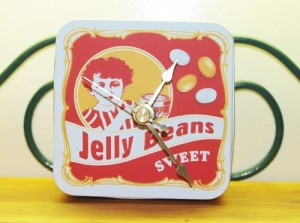 Tin Can Clocks - Kellis Kitchen