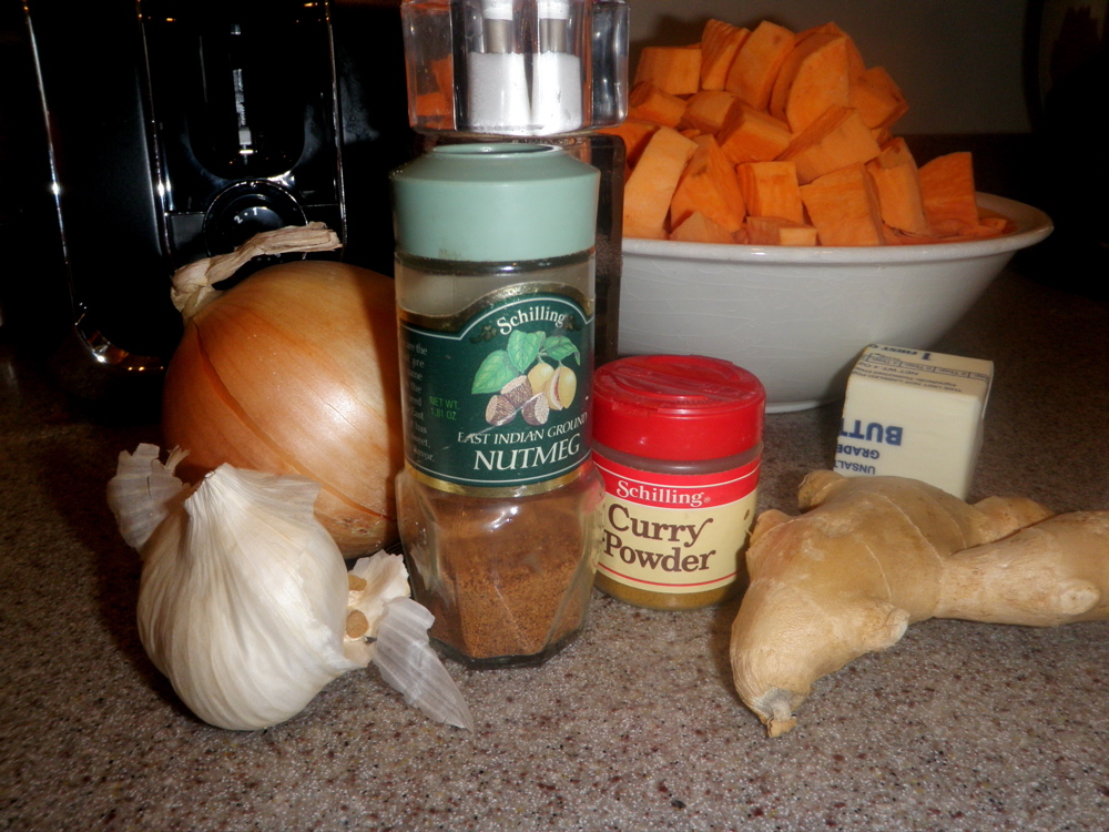 Curried Sweet Potato-Apple Soup