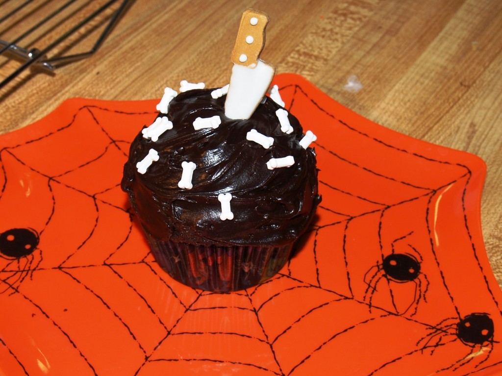 Super Easy Halloween Cupcakes from Kelli's Kitchen