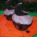 Super Easy Halloween Cupcakes