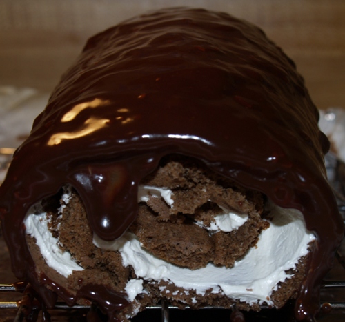 Homemade Little Debbie Swiss Roll Cake