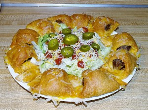 Taco Meatball Wreath Appetizers or a Meal