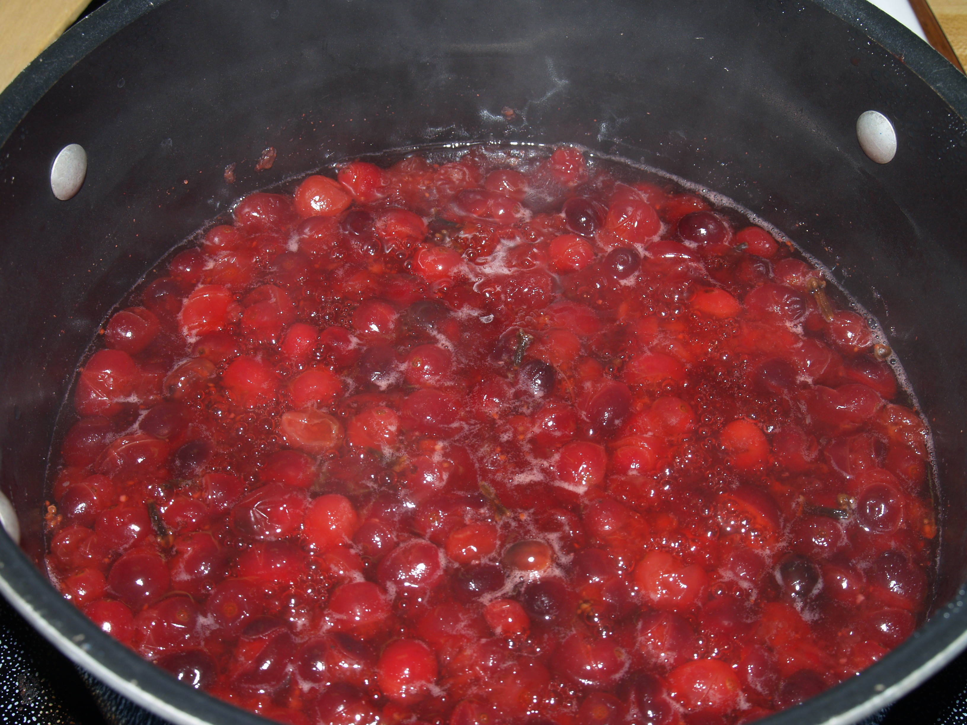 Cranberry, Clove and Cinnamon Ham Glaze