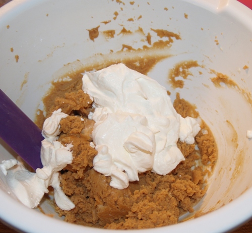 Banana Cake with Peanut Butter Icing - Kelli's Kitchen