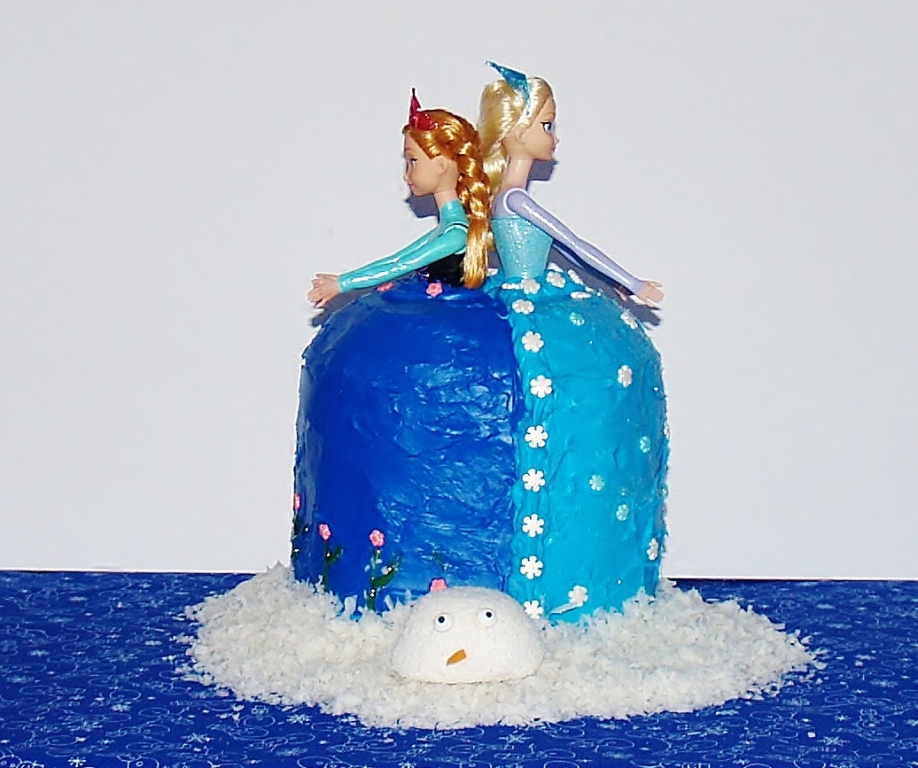 Cake Blog: Elsa Doll Cake Tutorial