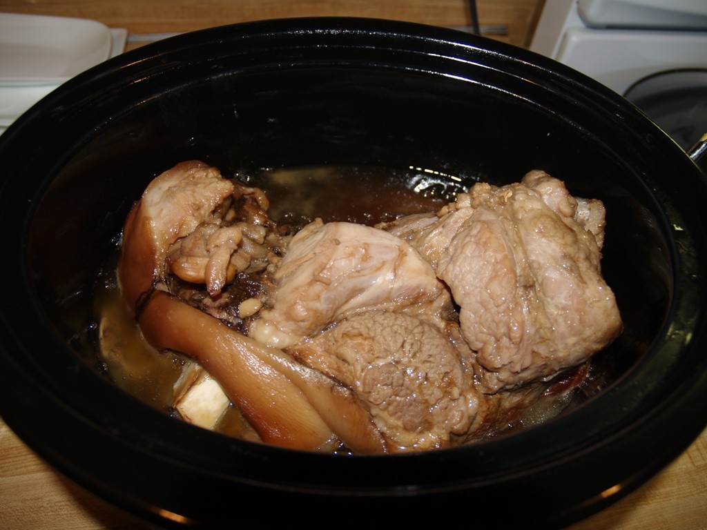 Crock Pot Kalua Pig & Homemade BBQ Sauce – Kellis Kitchen