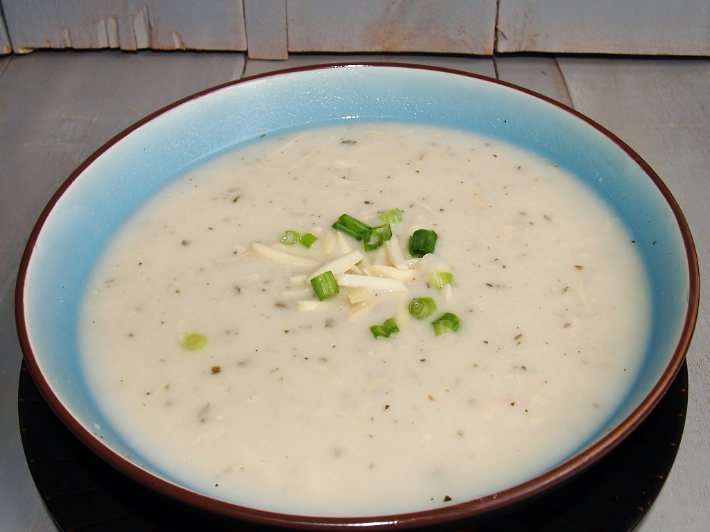 Creamy Chicken & Rice Amandine Soup – Kellis Kitchen
