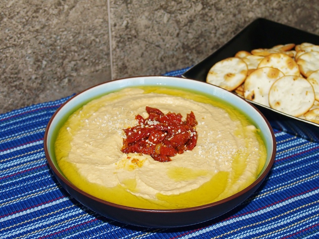 Garlic and White Bean Hummus