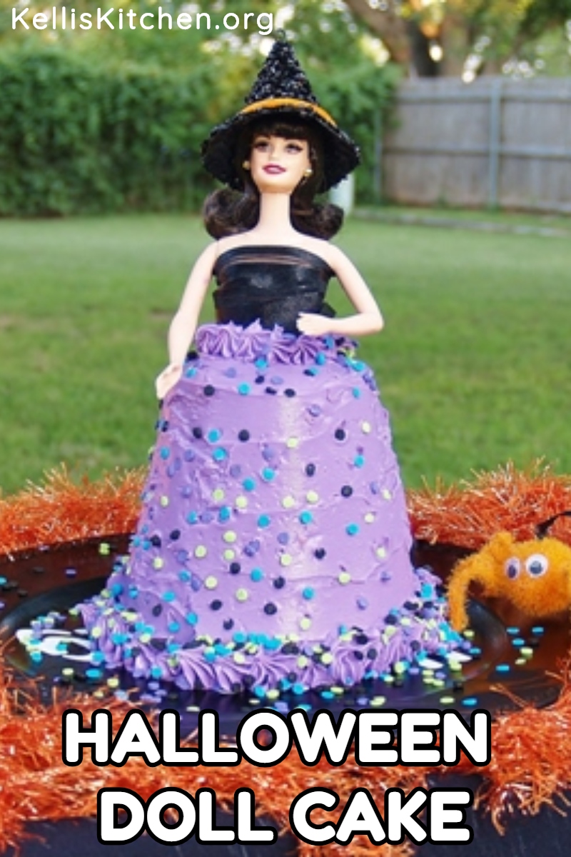 Easy Pillsbury Funfetti Halloween Doll Cake via @KitchenKelli