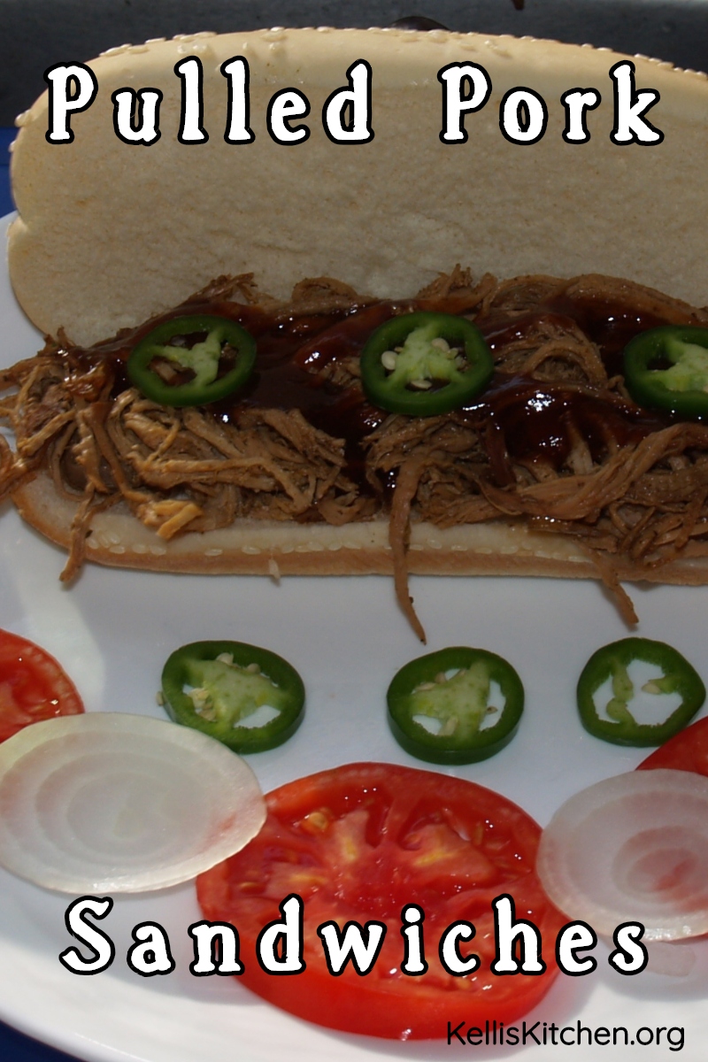 PULLED PORK SANDWICHES via @KitchenKelli